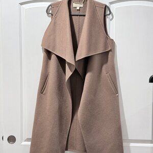 Michael Kors - Brown Cape/Vest for Autumn